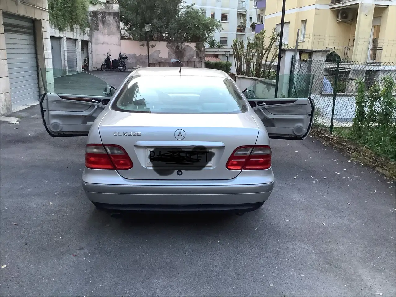 Mercedes-Benz CLK 320 Coupe Elegance, foto 4