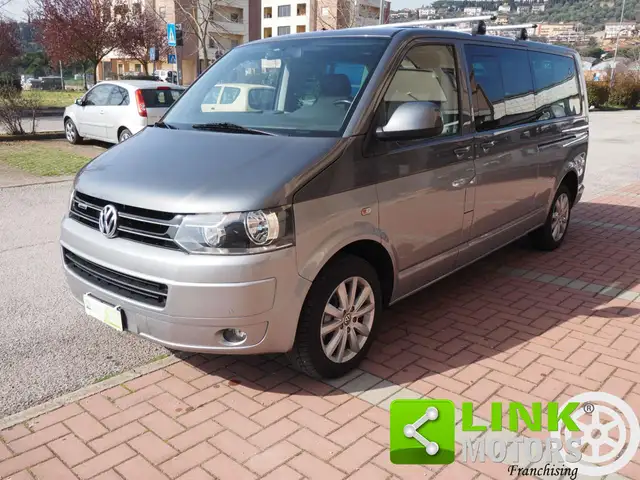 Volkswagen T5 Caravelle T5 AUTOMATICO 4 MOTION 2.0 TDI PASSO LUNGO