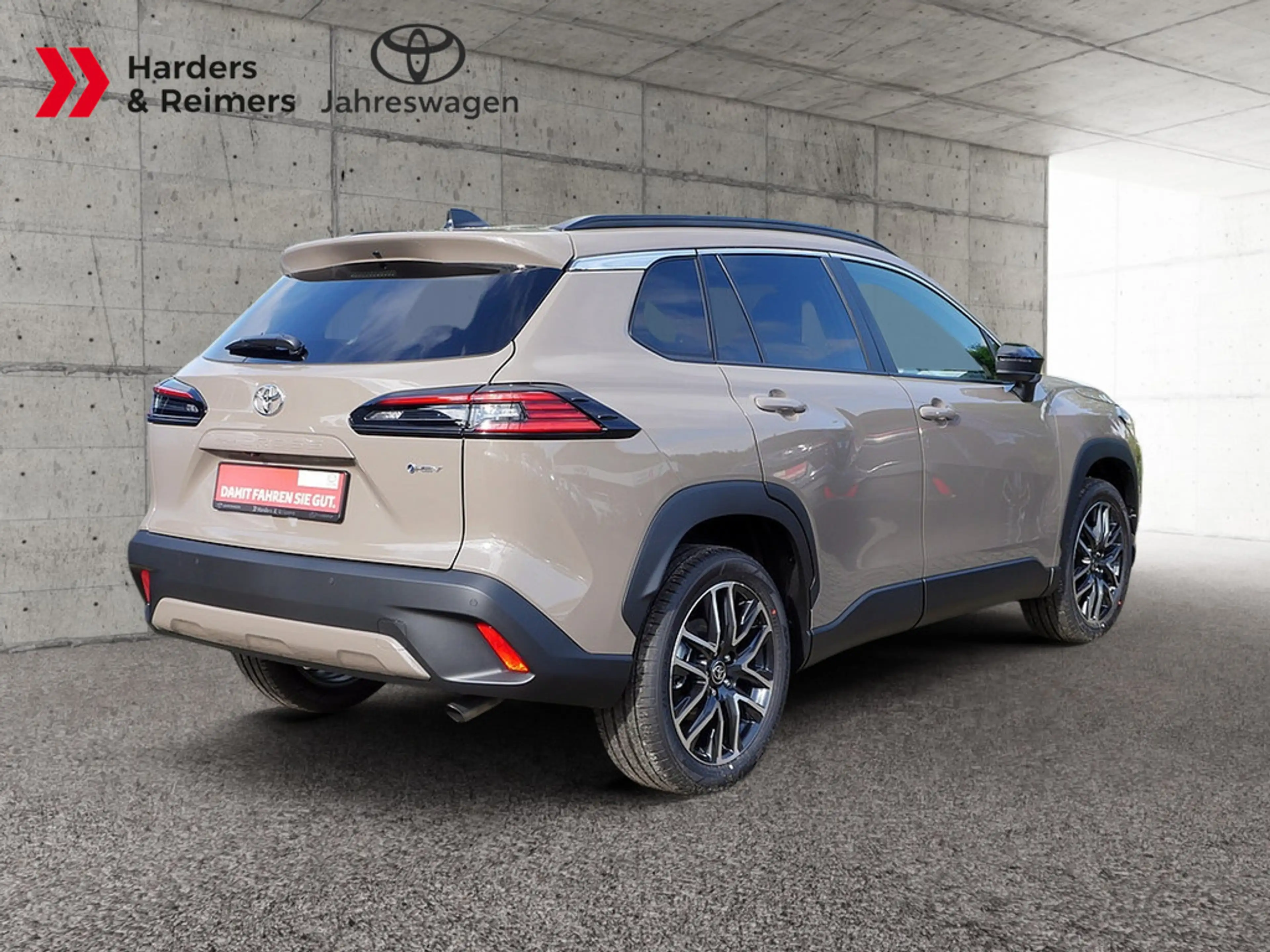 Toyota Corolla Cross 2.0 Hybrid Teamplayer — photo 6