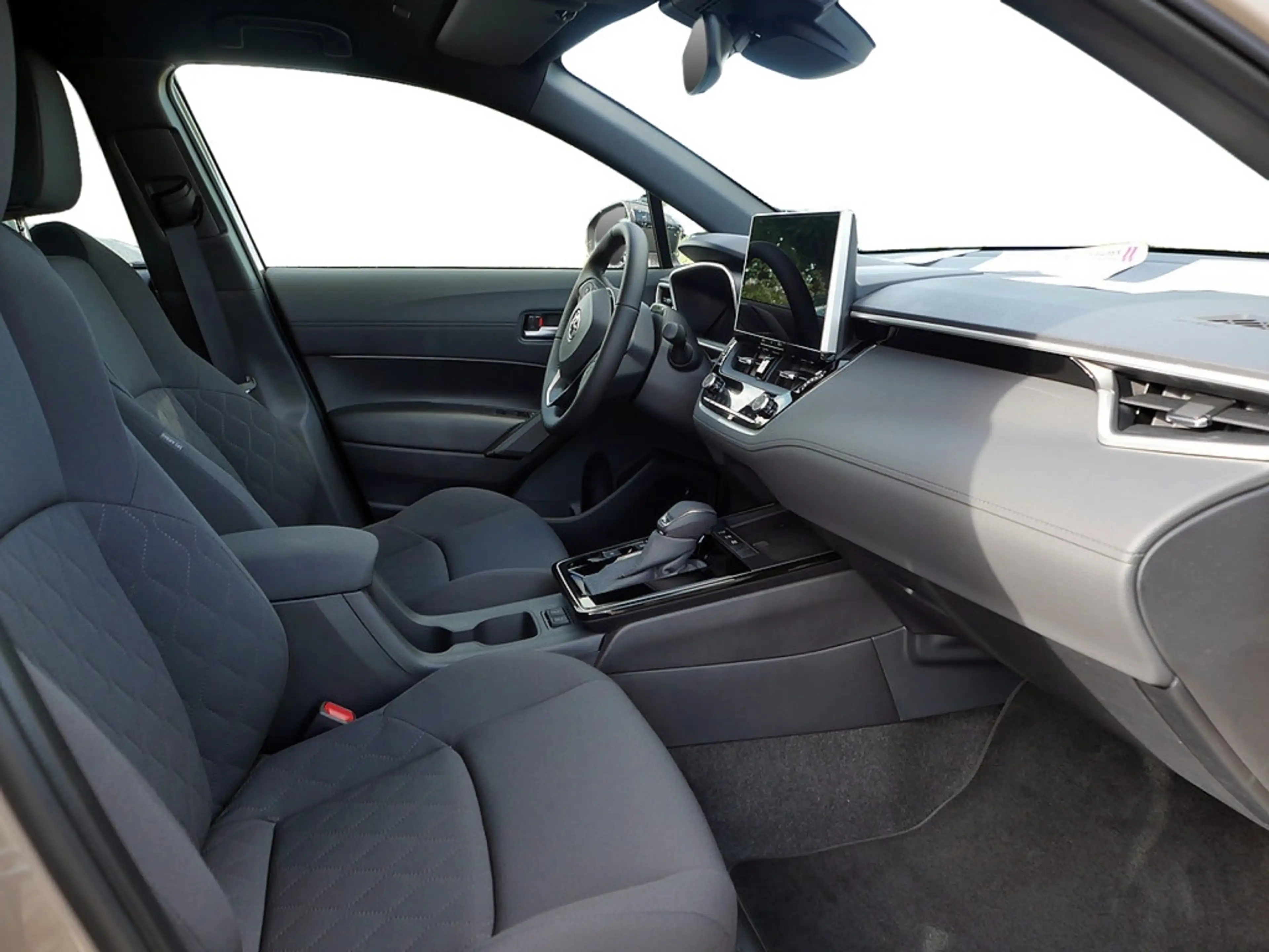 Toyota Corolla Cross 2.0 Hybrid Teamplayer — photo 9