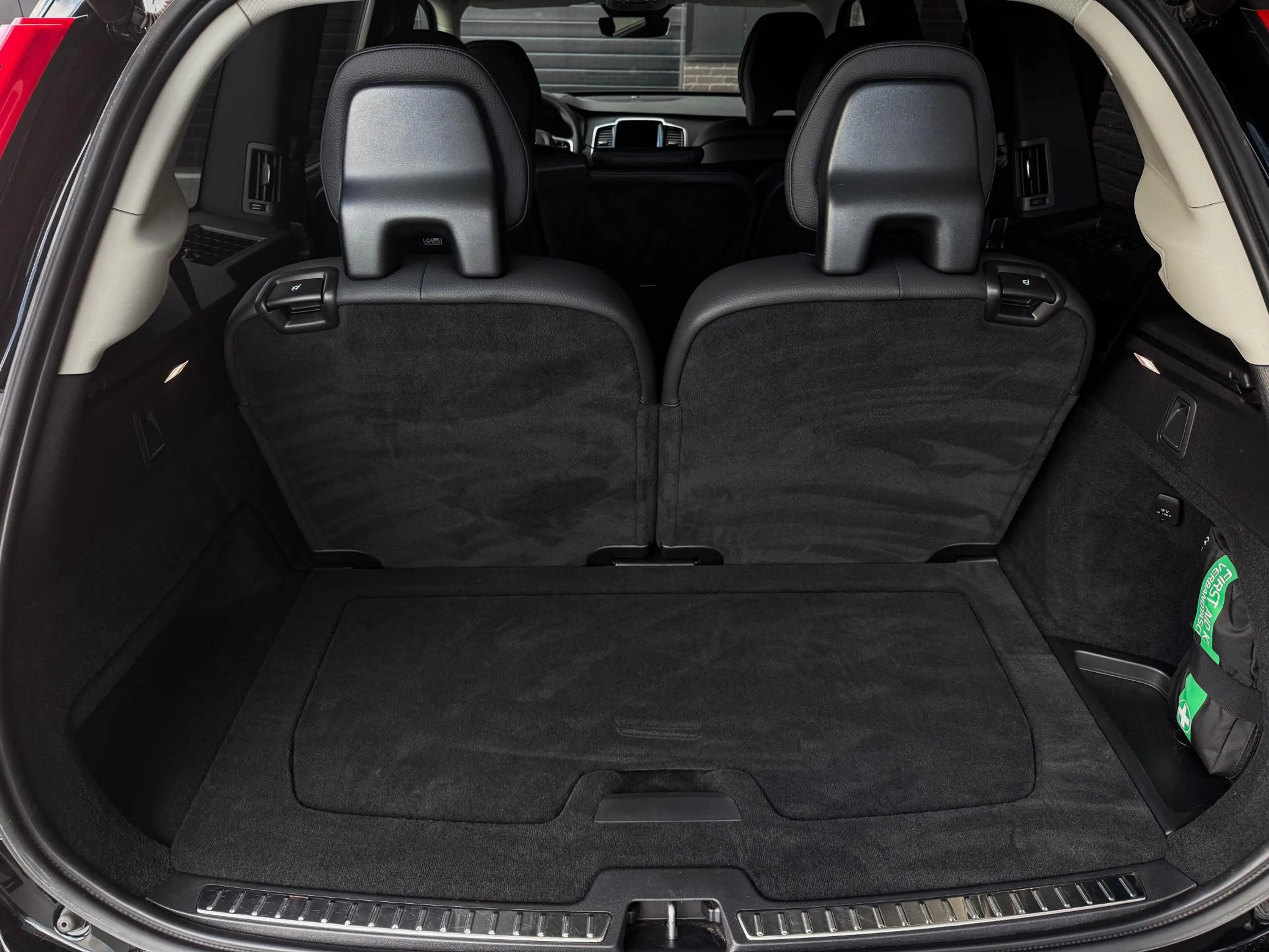 Volvo XC90 2.0 T8 Recharge AWD All Black | 22" | Trekh. | Bli — photo 39