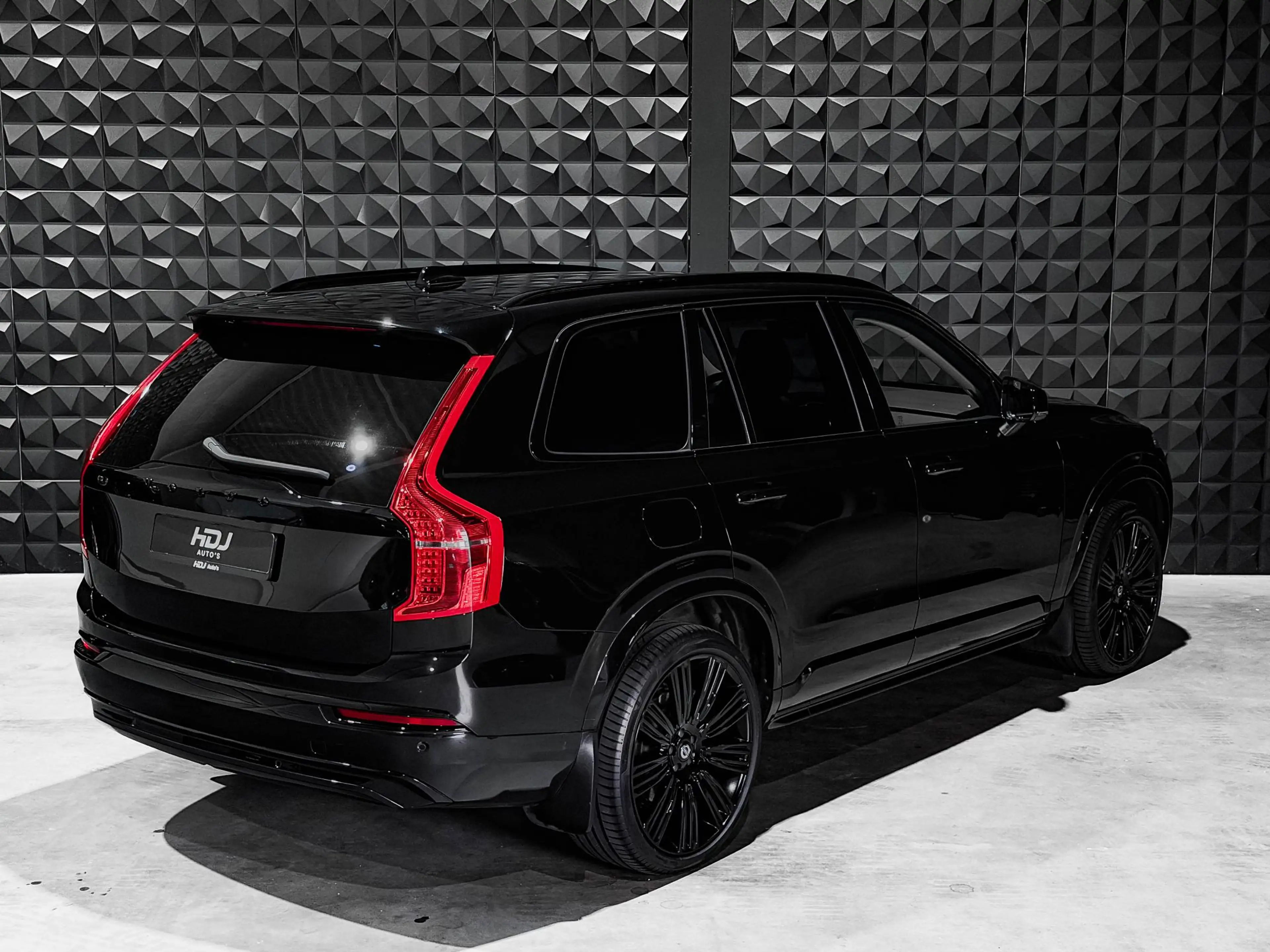 Volvo XC90 2.0 T8 Recharge AWD All Black | 22" | Trekh. | Bli — photo 44
