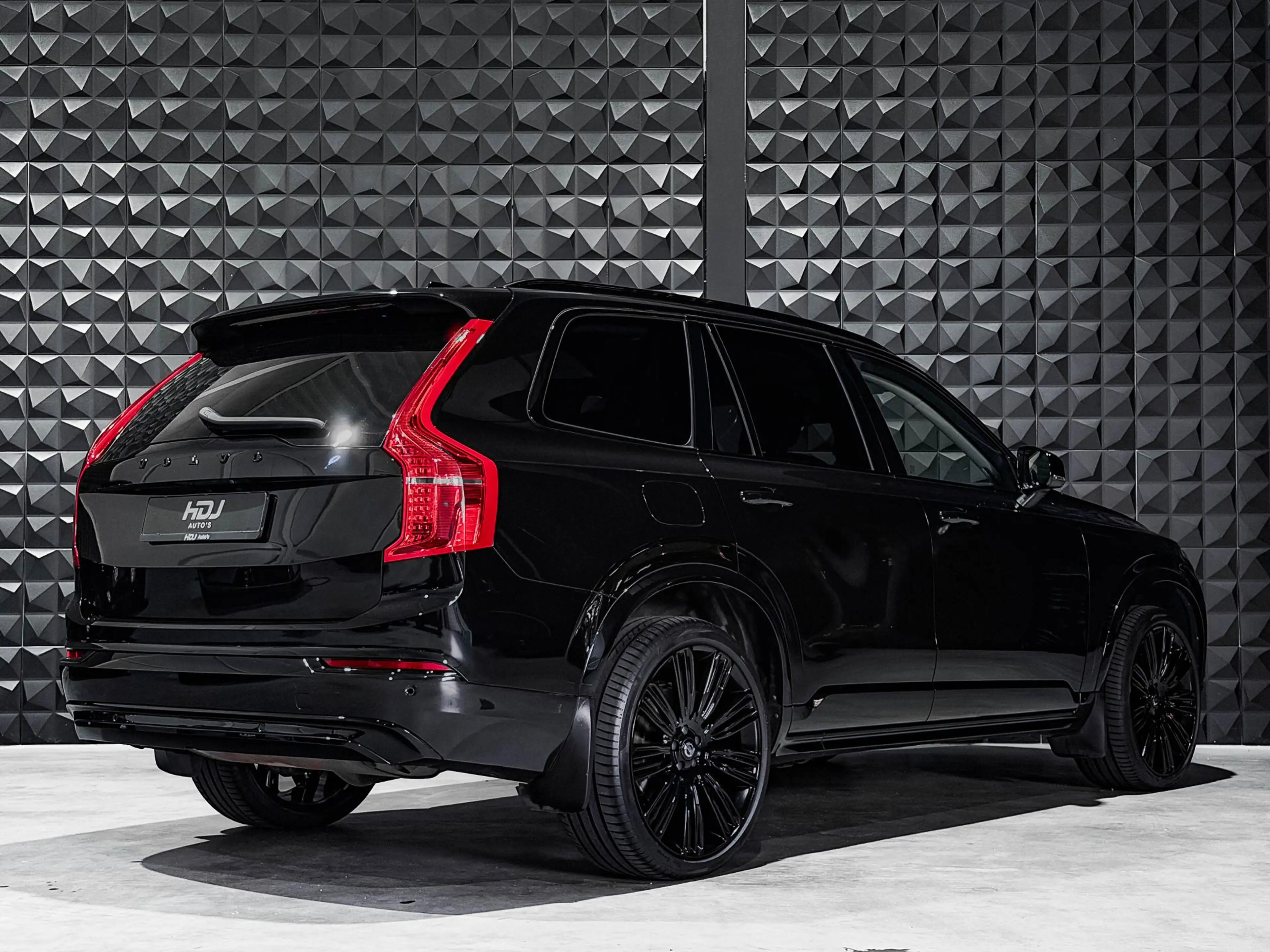 Volvo XC90 2.0 T8 Recharge AWD All Black | 22" | Trekh. | Bli — photo 4
