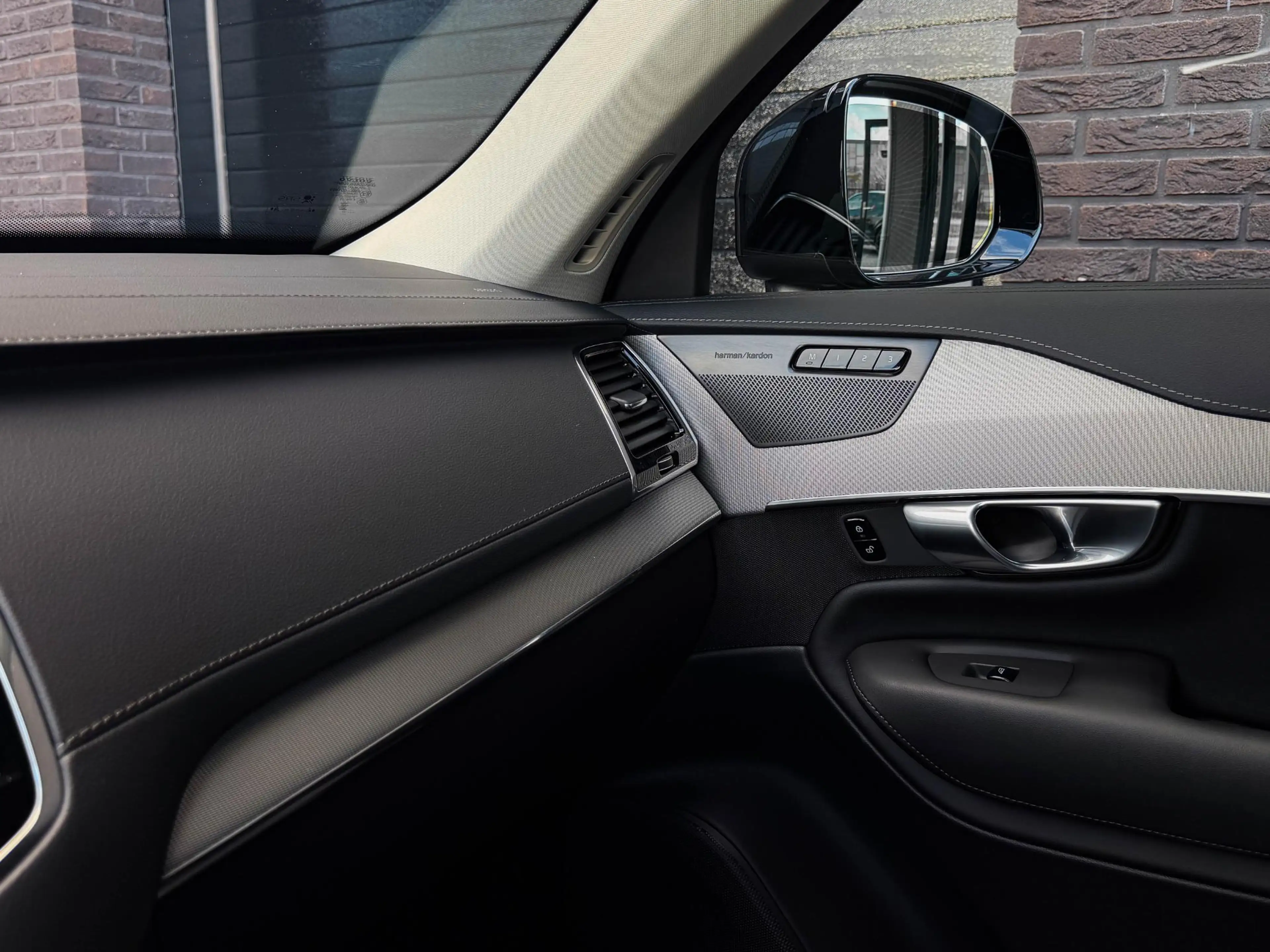 Volvo XC90 2.0 T8 Recharge AWD All Black | 22" | Trekh. | Bli — photo 32