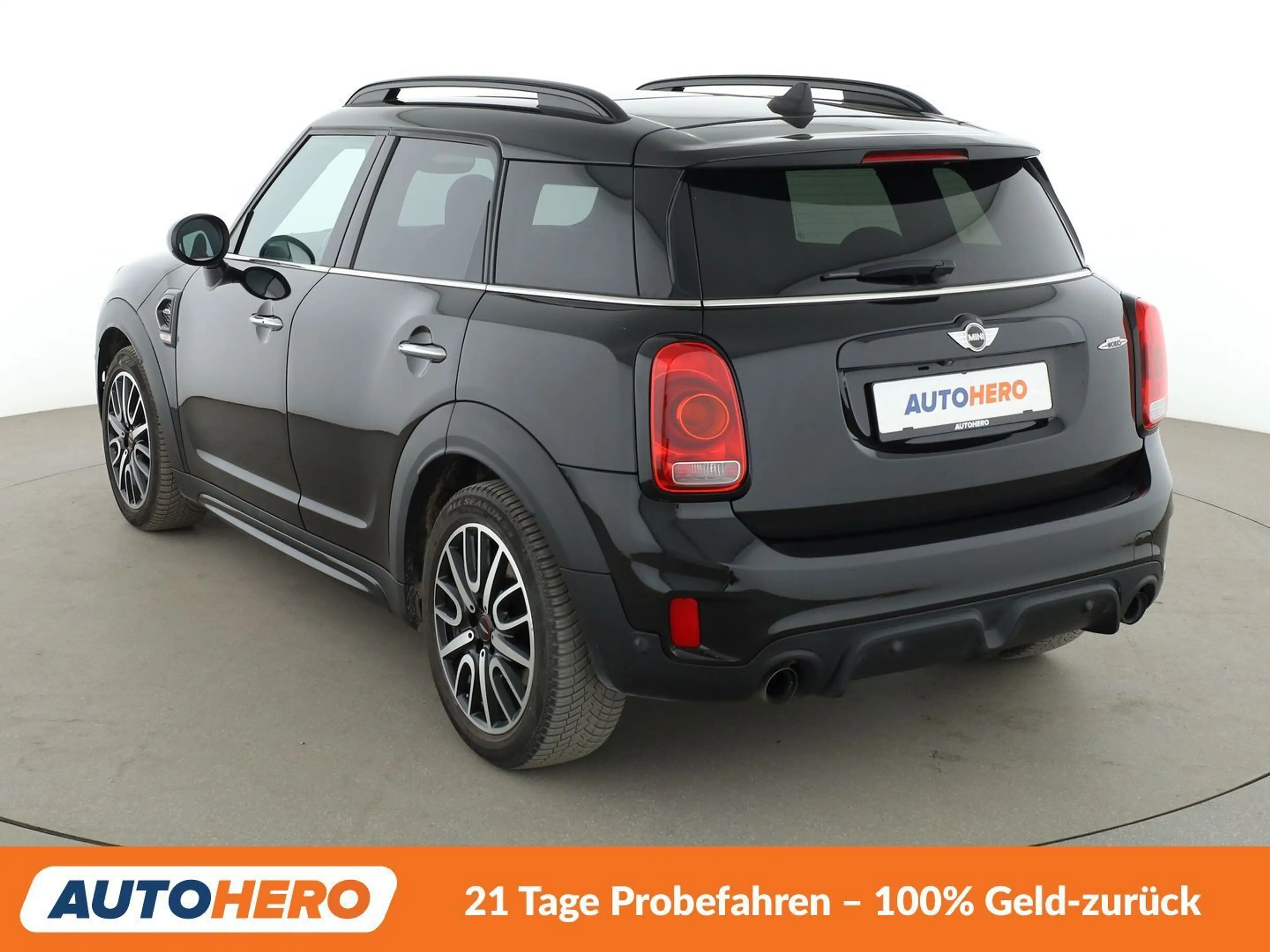 MINI John Cooper Works Countryman John Cooper Works ALL4 Aut.*NAVI*LED*ACC*PDC* — photo 4