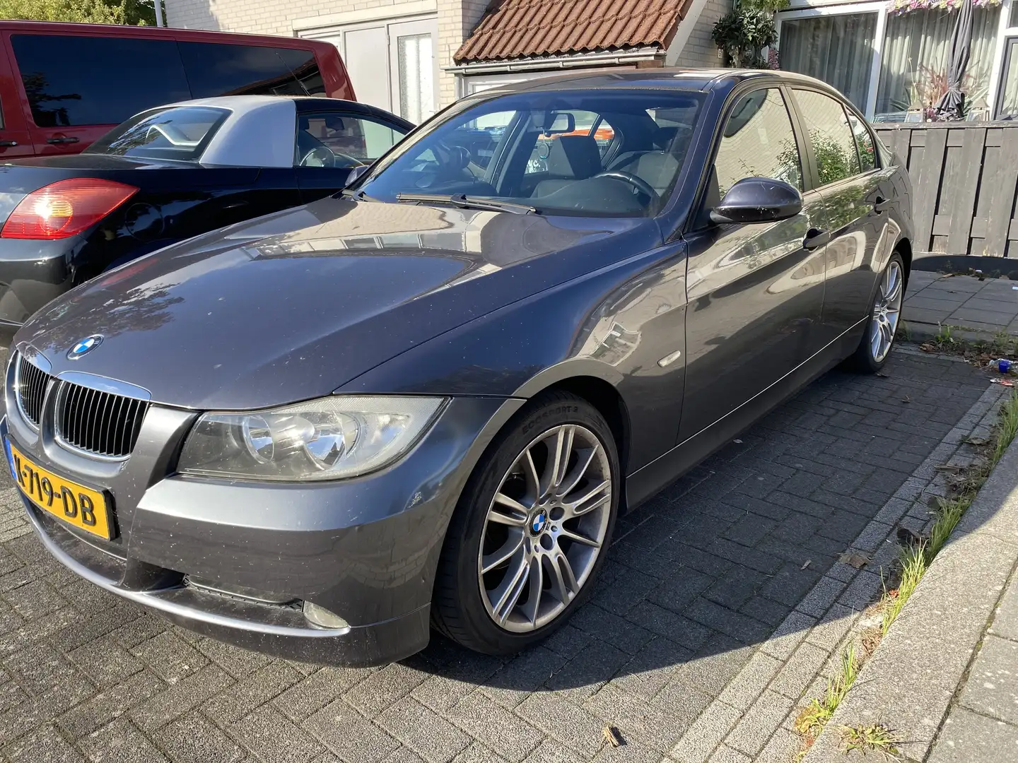 BMW 330 318i Executive Grijs - 1