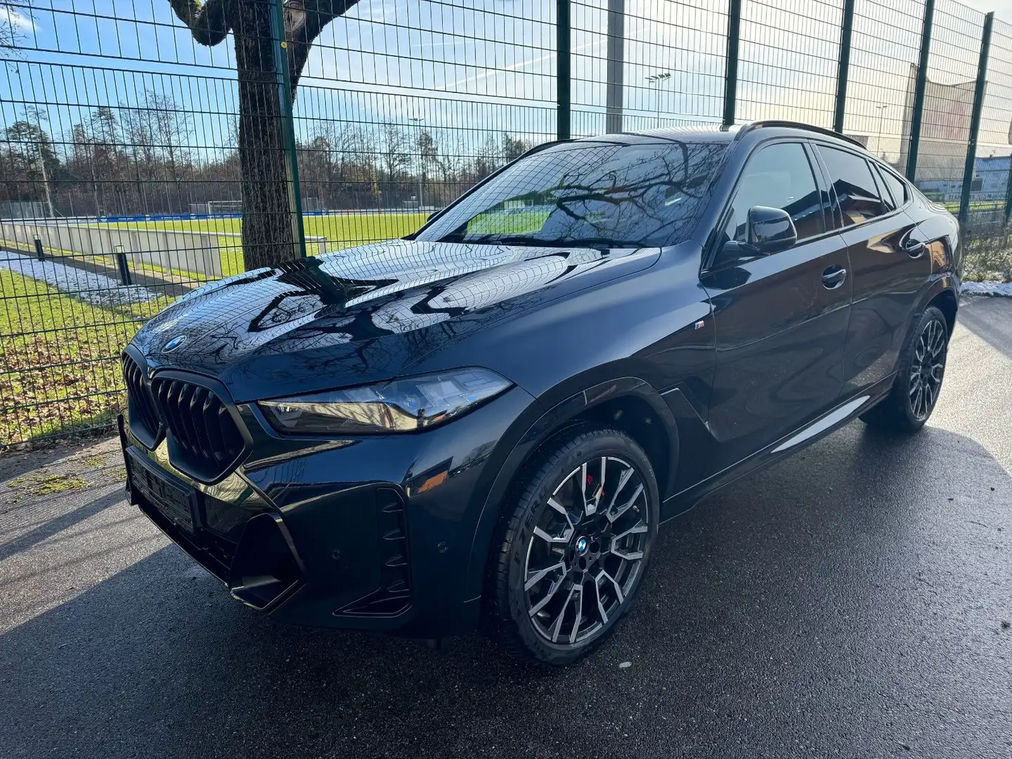 BMW X6 Baureihe X6 30 d xDrive M Sport Schwarz - 1