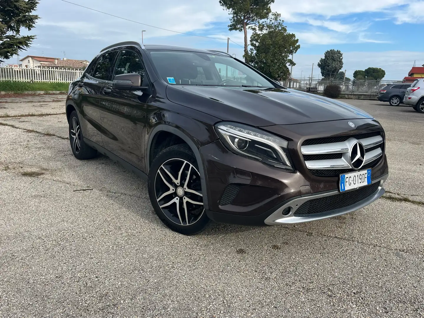 Mercedes-Benz GLA 200 - 1