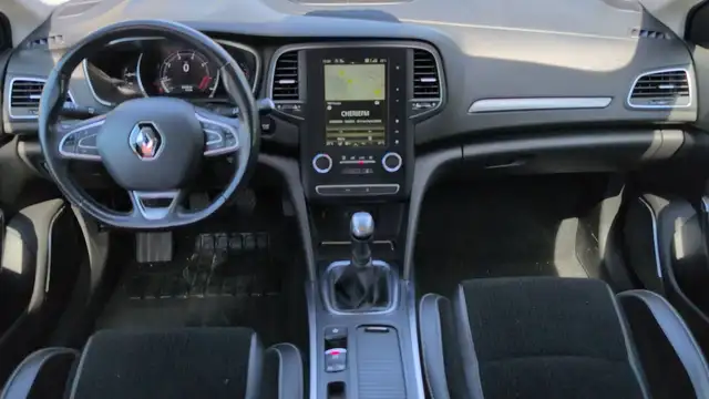 Renault Megane view 11