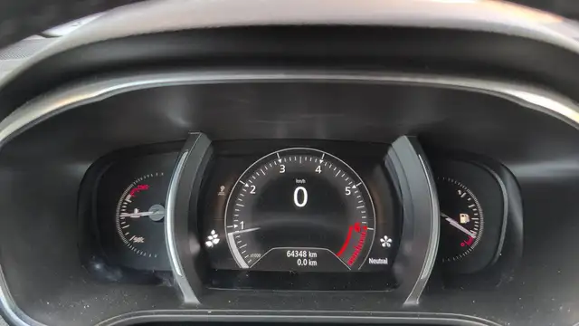 Renault Megane view 12