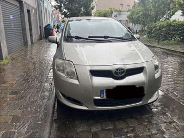 Voiture à vendre, numéro de téléphone 0487880440