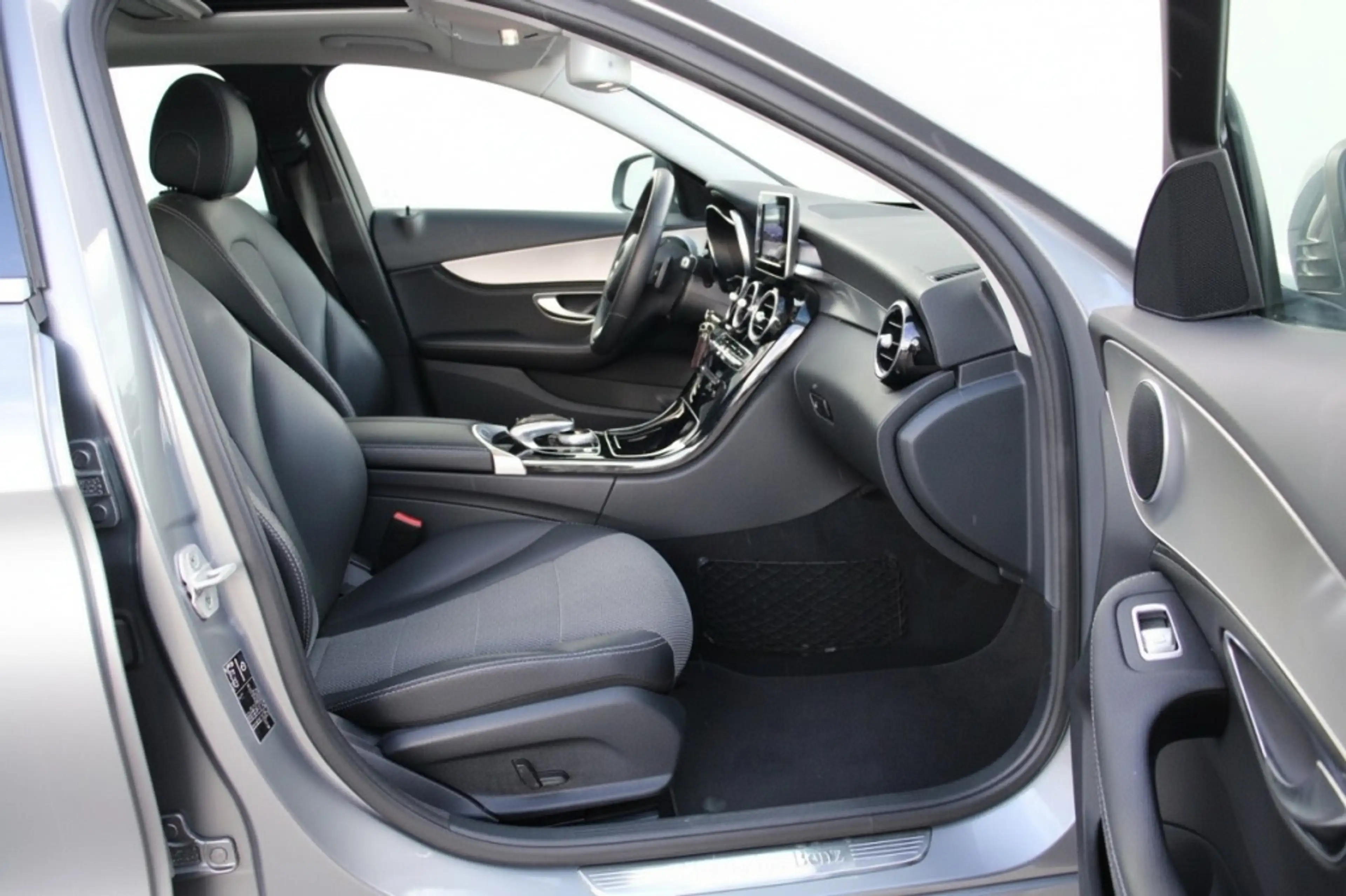 Mercedes-Benz C 180 Ambition — photo 10