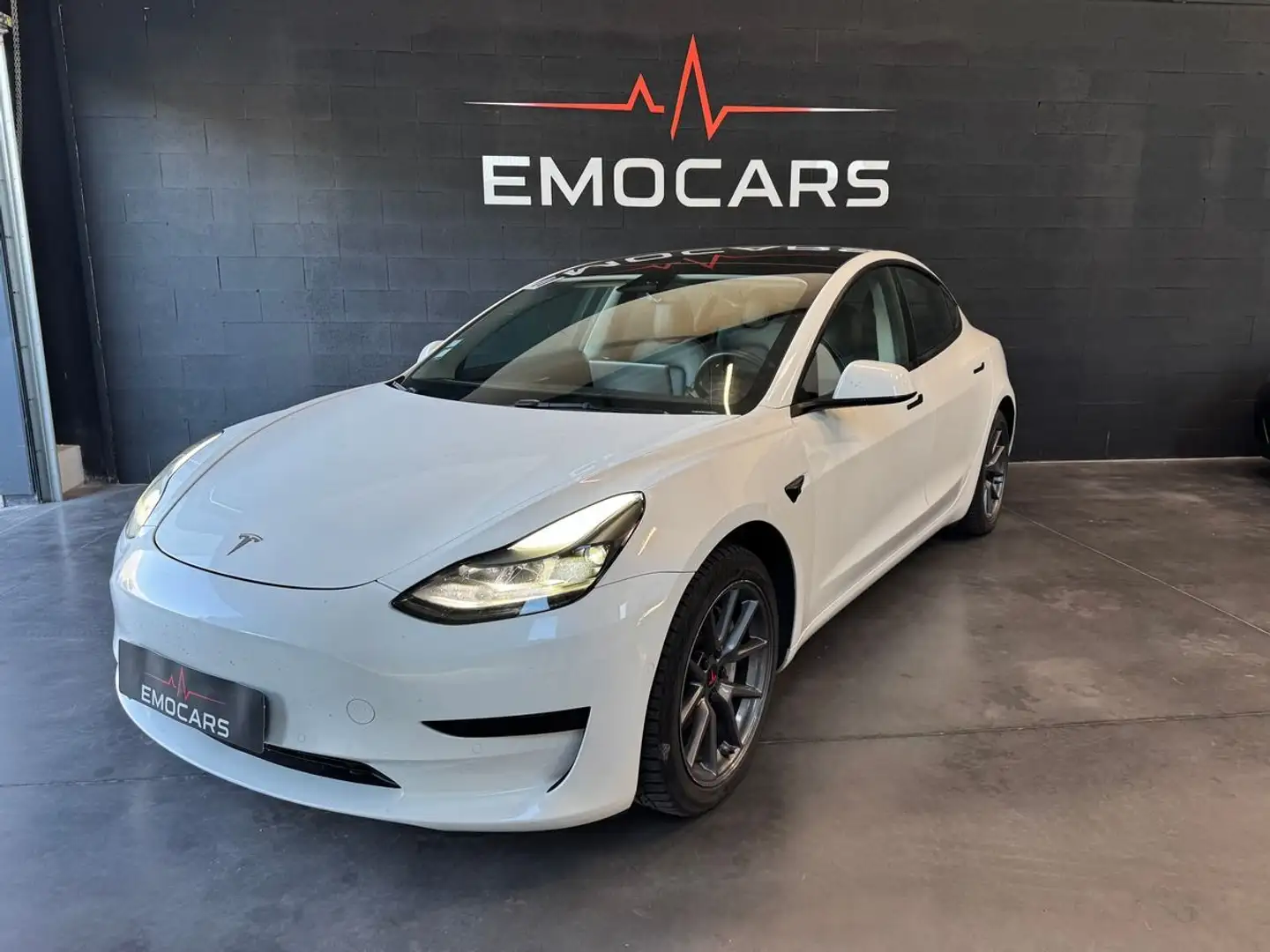 Tesla Model 3 Standard RWD Plus MY21 Blanc - 2