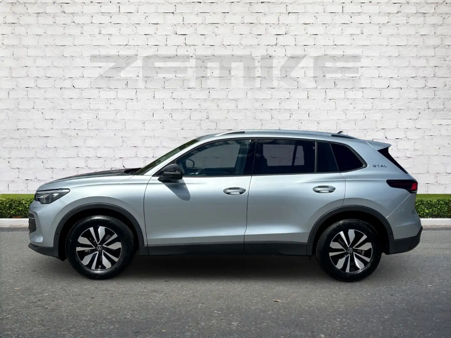 Volkswagen Tiguan GOAL 1,5 l eTSI DSG AHK Navi Digitales Cockpit Zilver - 2