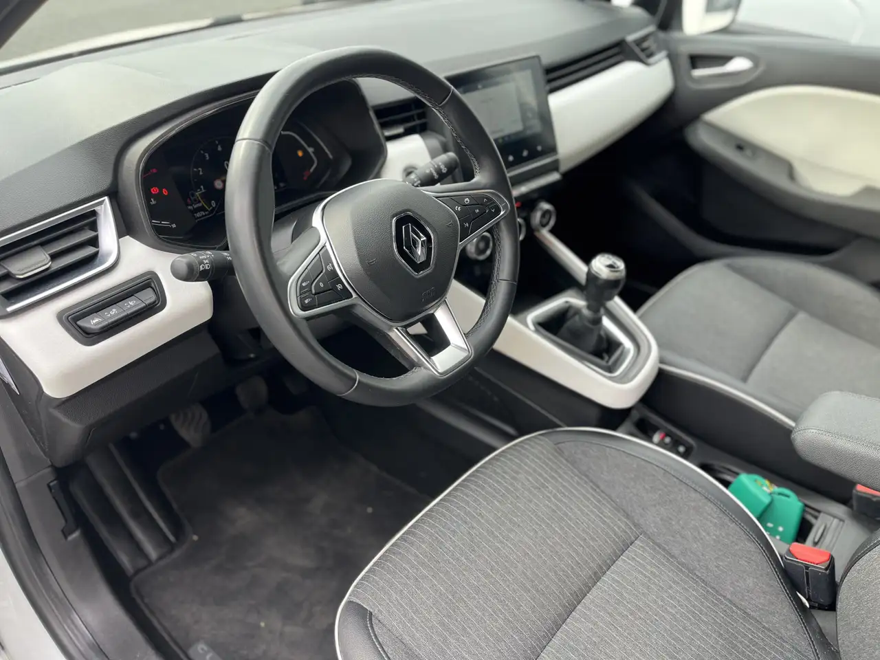 Renault Clio 1.0 TCe 90 Techno Camera Apple Carplay/Android Aut 5