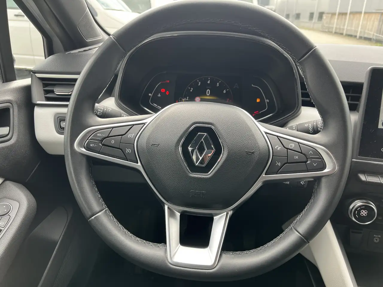 Renault Clio 1.0 TCe 90 Techno Camera Apple Carplay/Android Aut 9