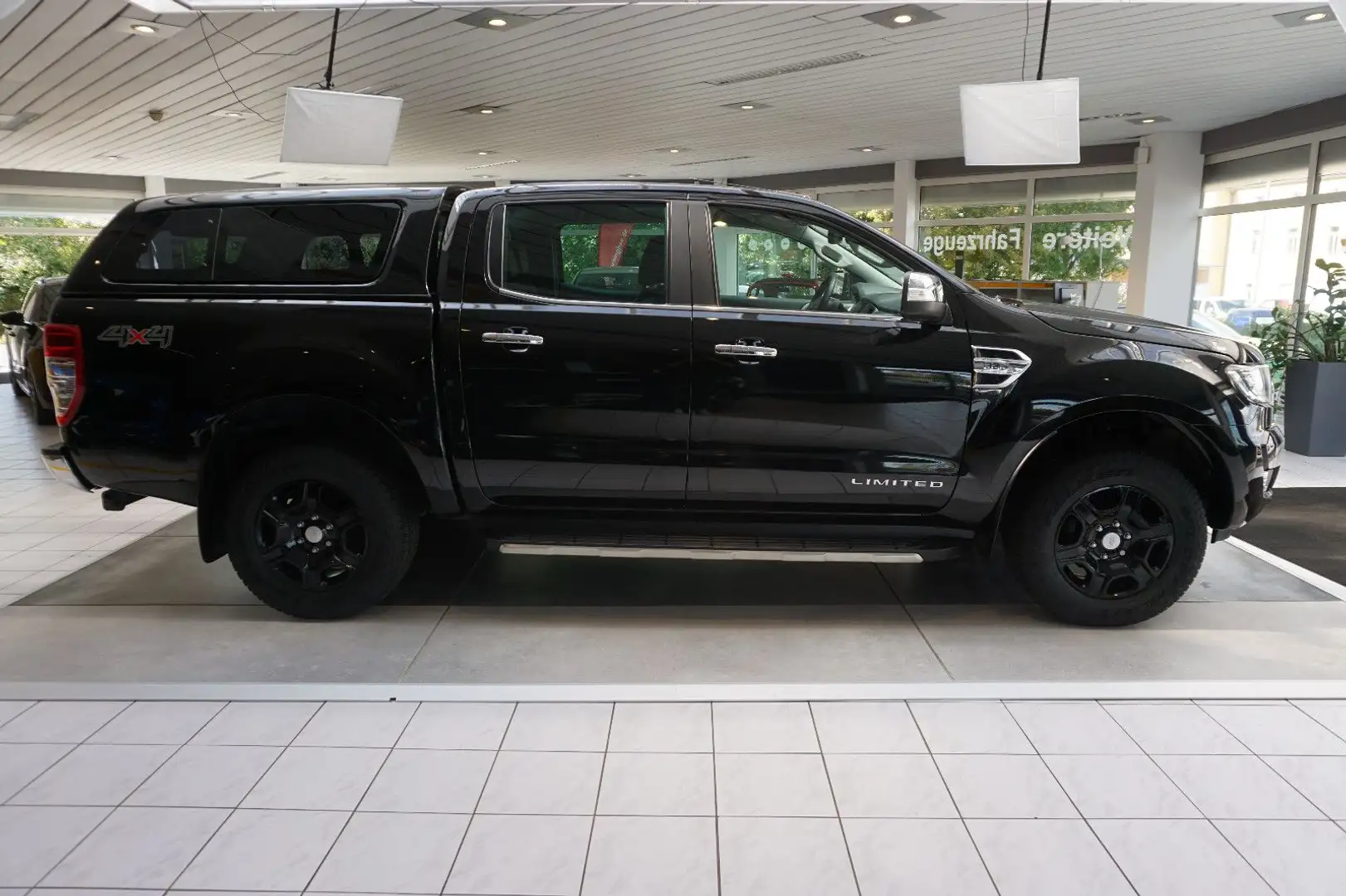 Ford Ranger Limited Doppelkabine 4x4 NAVI, LEDER, PDC Schwarz - 2