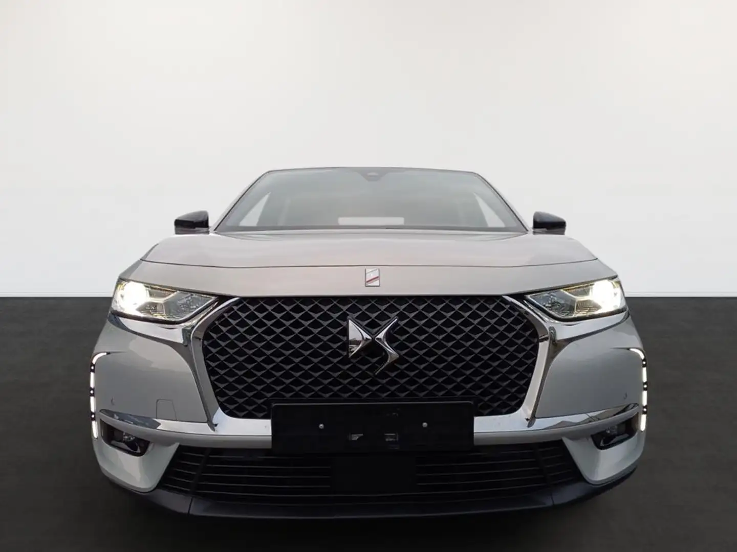 DS Automobiles DS 7 Crossback E-Tense 4x2 225 Bastille+ Grau - 2
