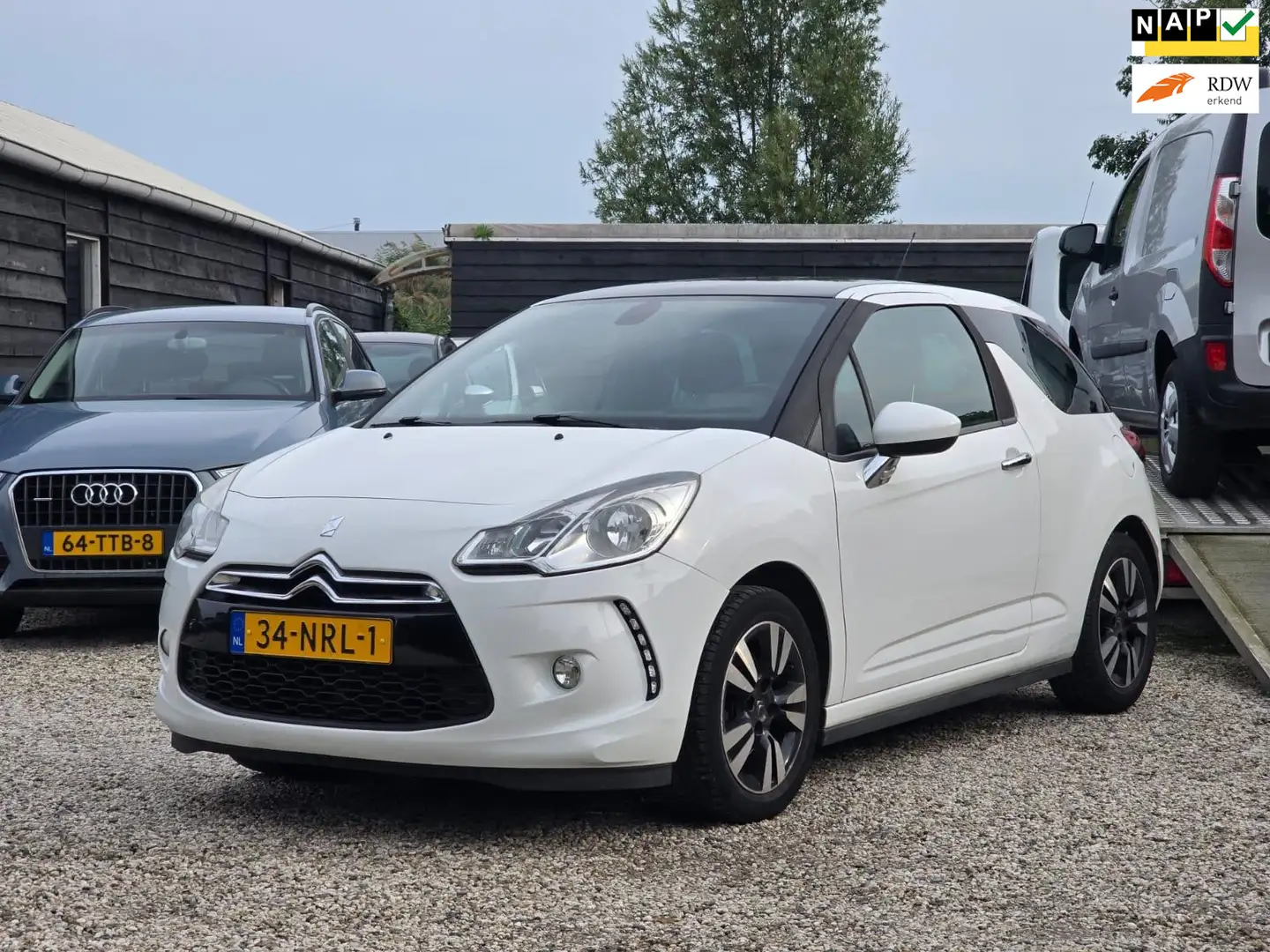 Citroen DS3 1.6 So Chic in White Cruise/Climate +++Youngtimer+ Wit - 1