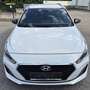 Hyundai i30 i30 CW 1,6 CRDi GO! GO! Weiß - thumbnail 1