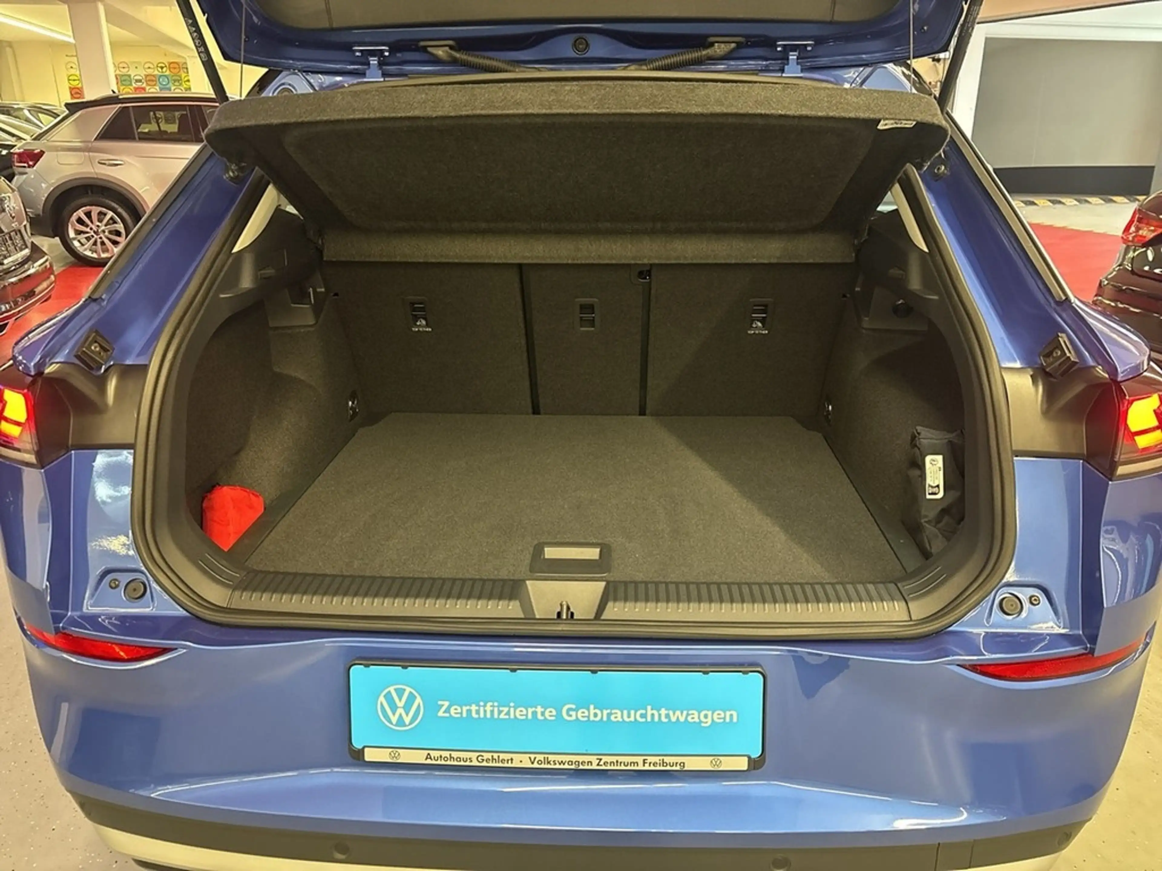 Volkswagen T-Roc Life 1.5 eTSI Navi LED Klima Sitzheizung Kamera — photo 10