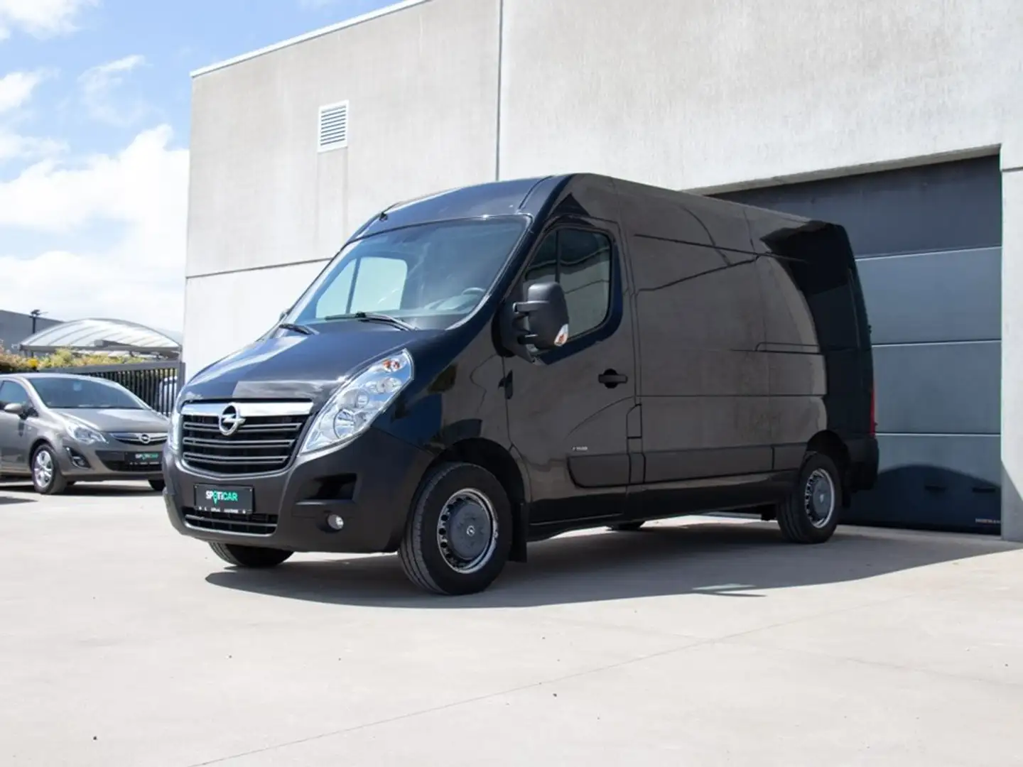 Opel Movano L2H2 2.3 CDTi 130pk | GPS | CAMERA | TREKHAAK Чорний - 2