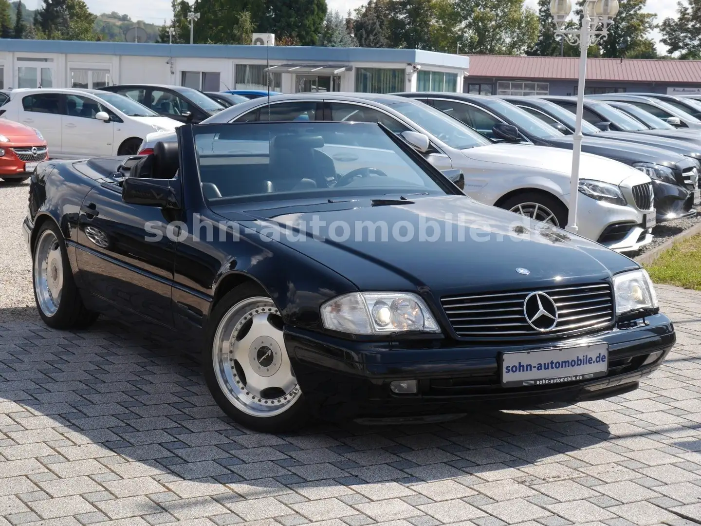 Mercedes-Benz SL 280 Aut./Leder/Xenon/Panorama-Hardtop/BOSE Чорний - 2