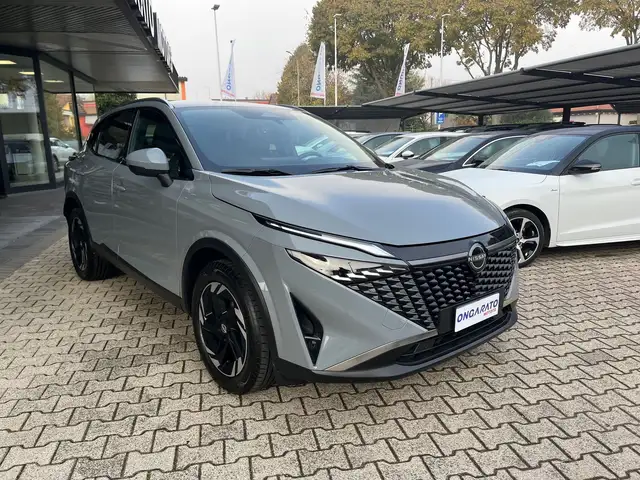 Nissan Qashqai view 3