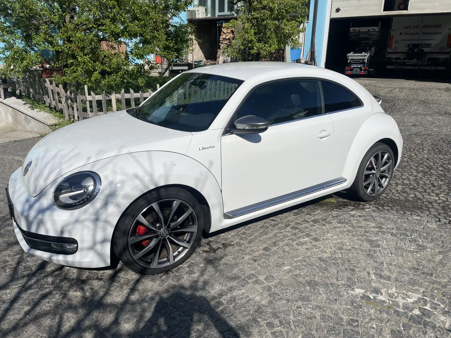 Volkswagen Maggiolino 2.0 tdi dsg - 1