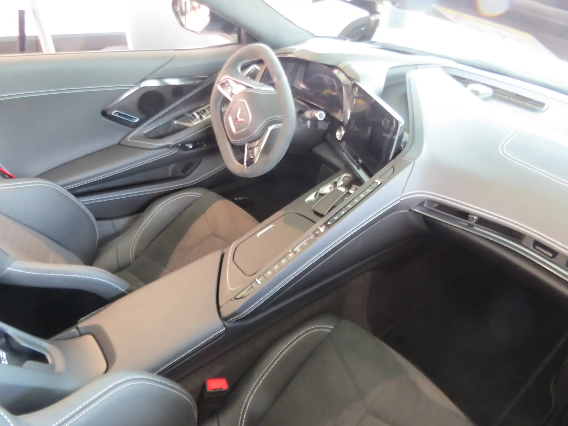 Chevrolet Corvette 6.2 V8 2026 회색 사진 8