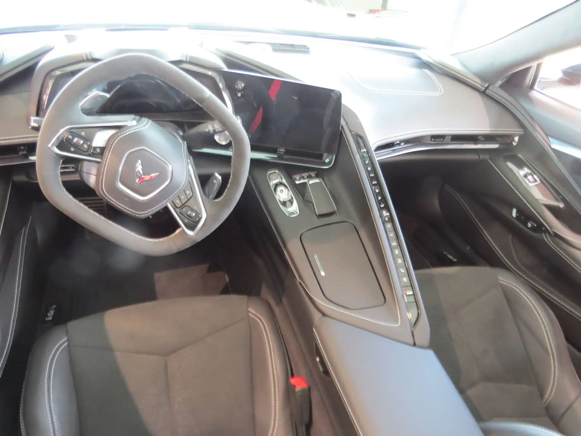 Chevrolet Corvette 6.2 V8 2026 회색 사진 7