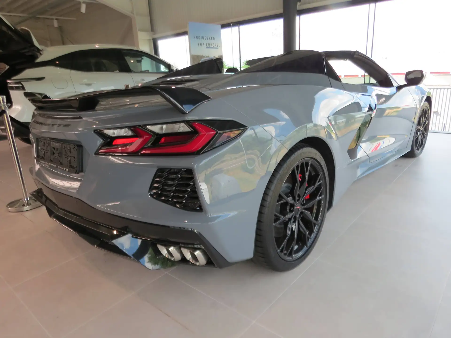 Chevrolet Corvette 6.2 V8 2026 회색 사진 5
