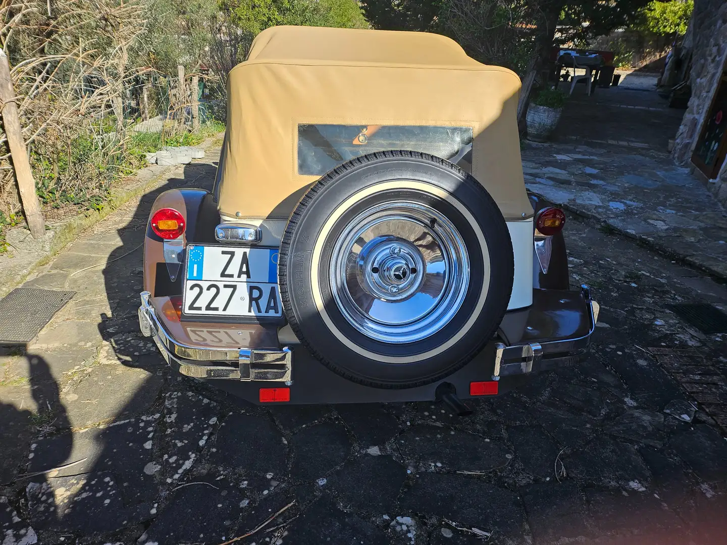 Mercedes-Benz 200 Epoca Beige - 2