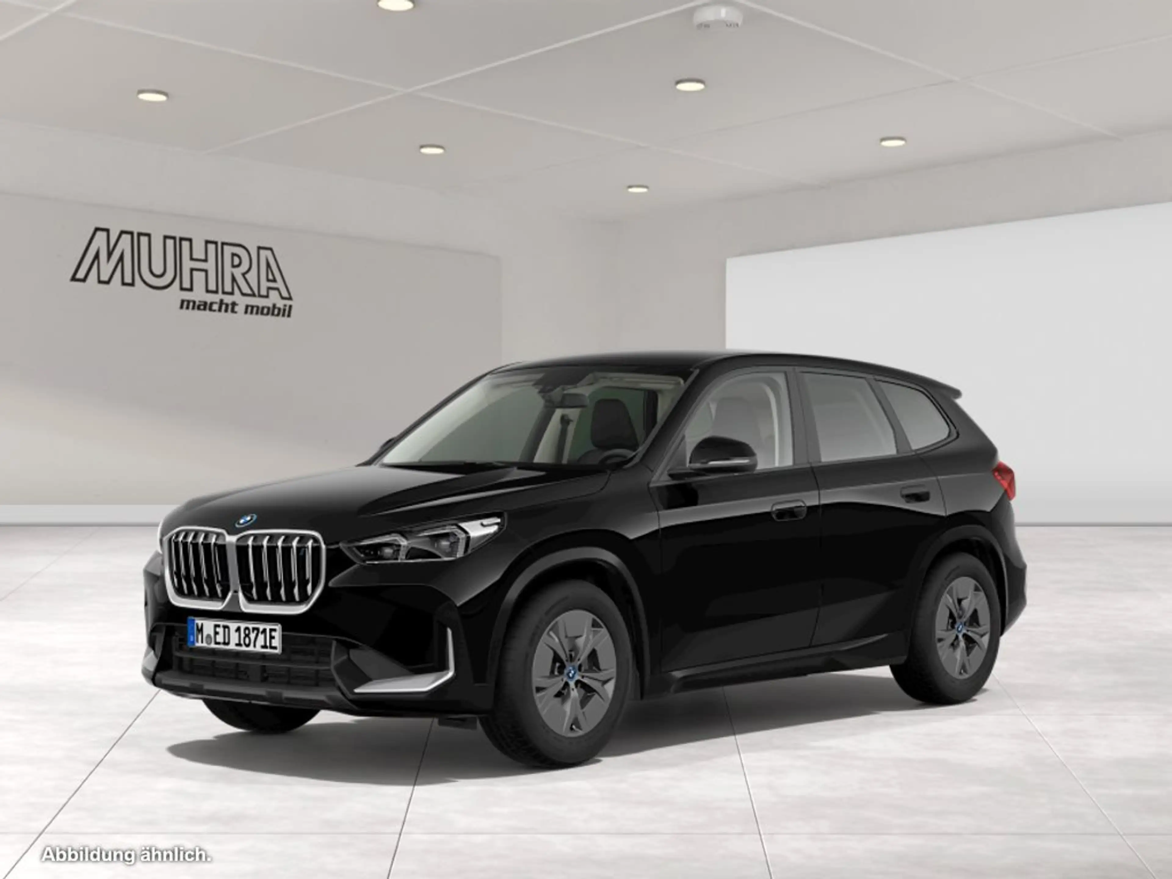 BMW iX1 xDrive30 17" AHK Parkass. Adapt. Fahrwerk — photo 2