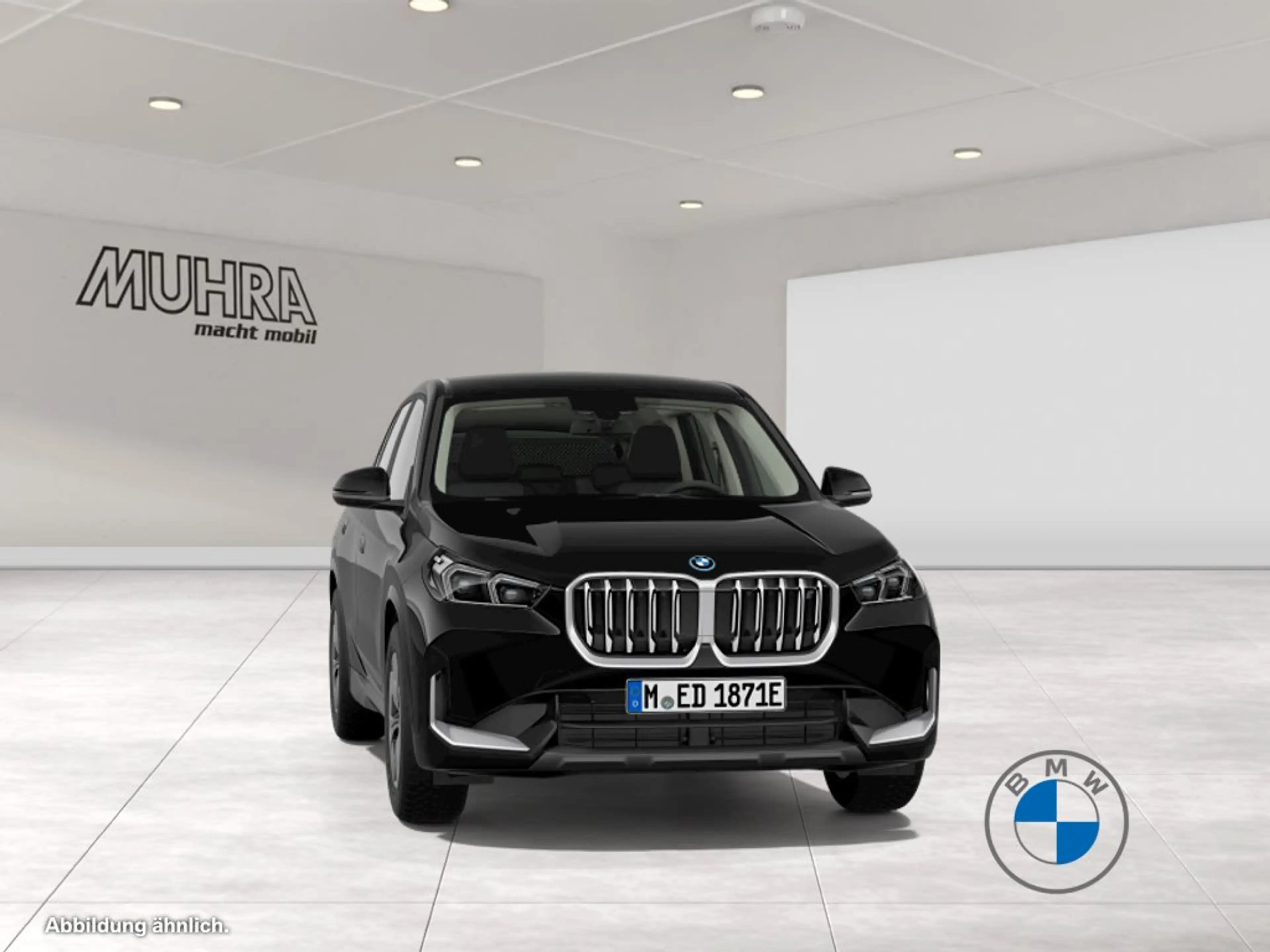 BMW iX1 xDrive30 17" AHK Parkass. Adapt. Fahrwerk — photo 11