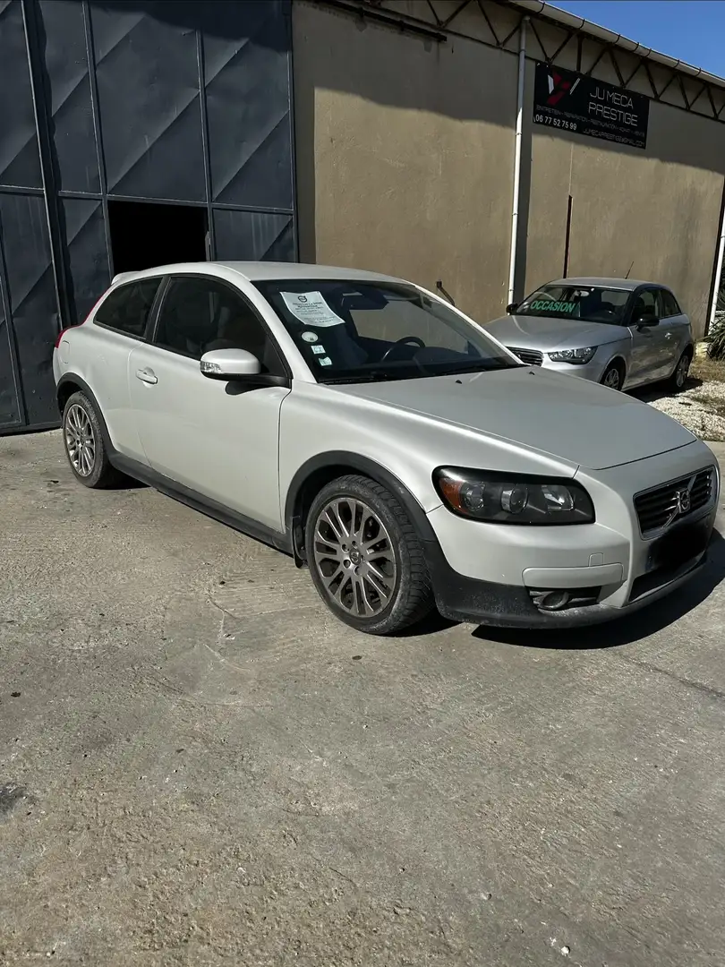 Volvo C30 C30 D5 180 Geartronic A Gris - 2