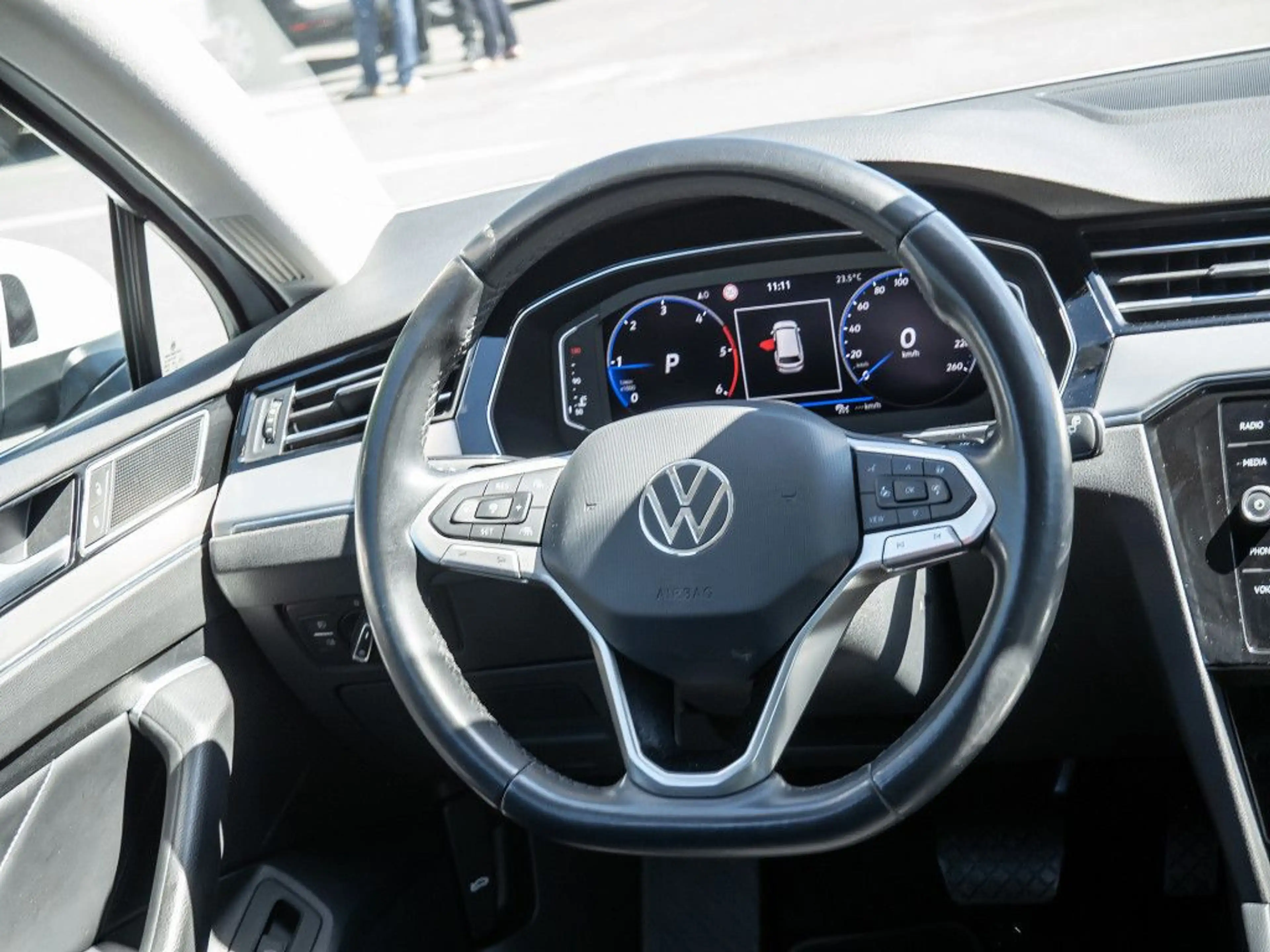 Volkswagen Passat Variant 2.0 TDI DSG Elegance Navi Standhz — photo 10