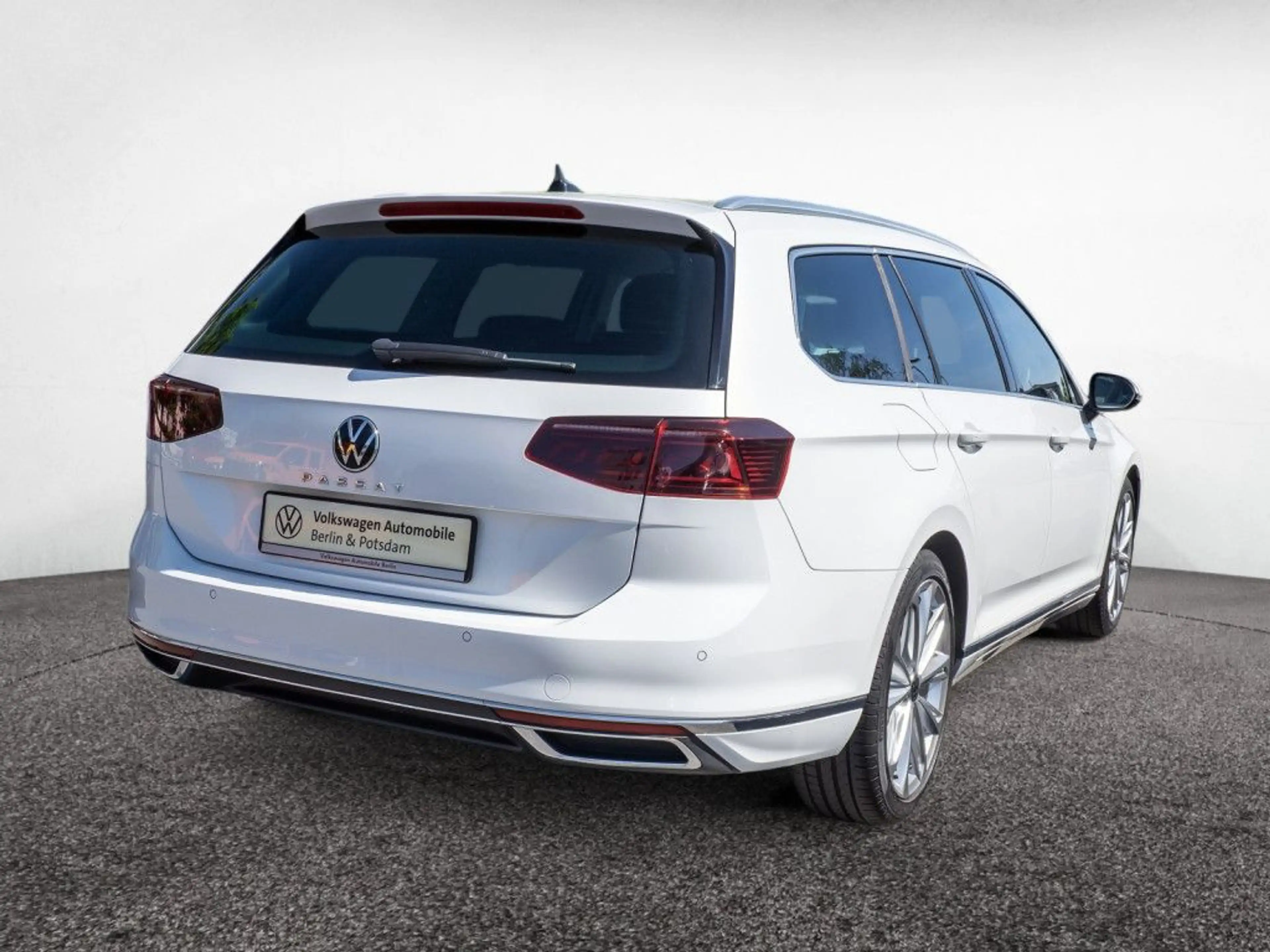 Volkswagen Passat Variant 2.0 TDI DSG Elegance Navi Standhz — photo 4