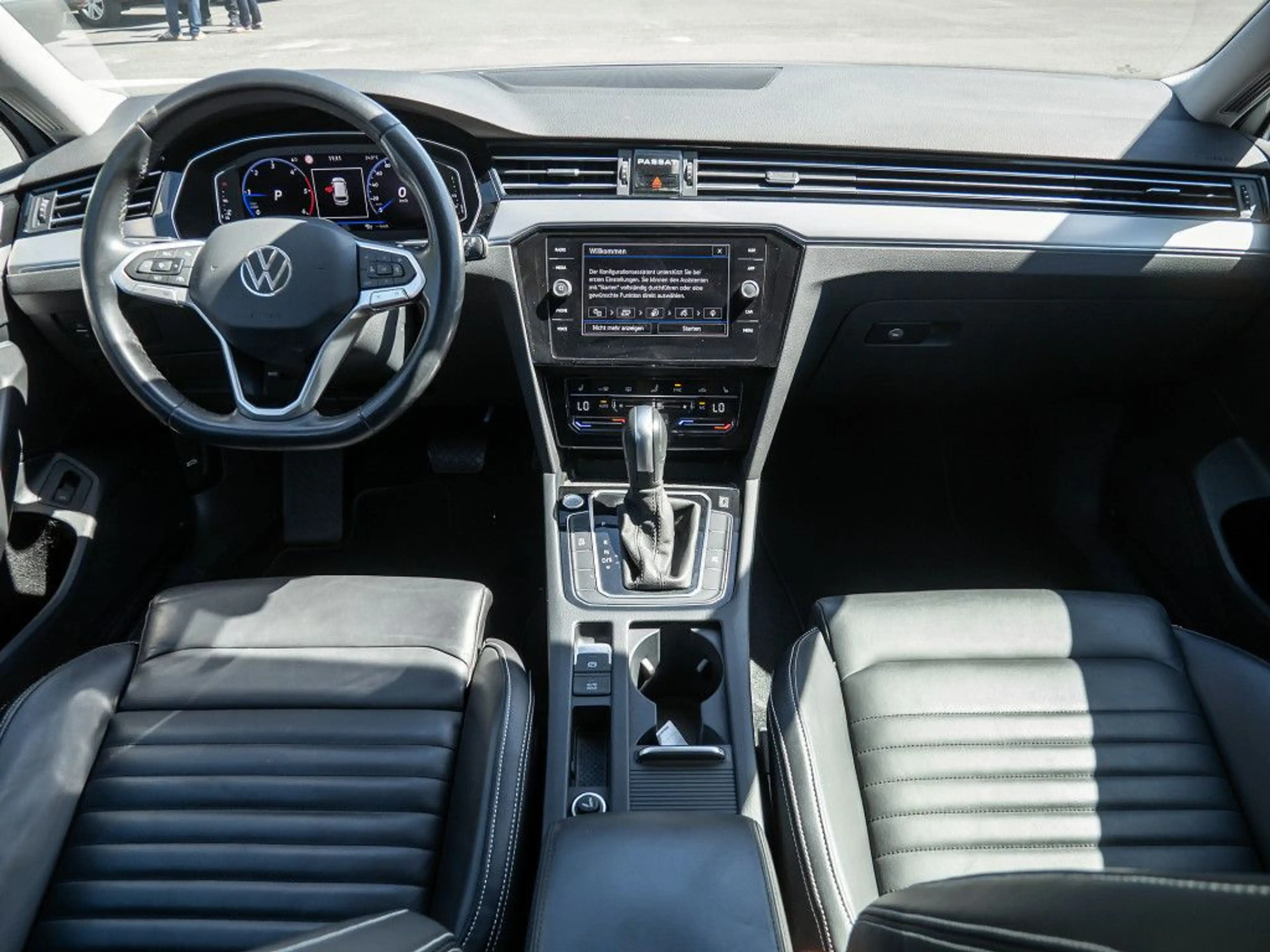Volkswagen Passat Variant 2.0 TDI DSG Elegance Navi Standhz — photo 9