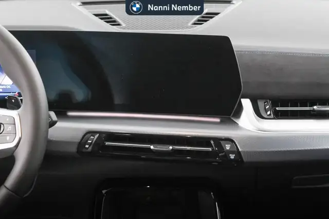 BMW X1 view 11
