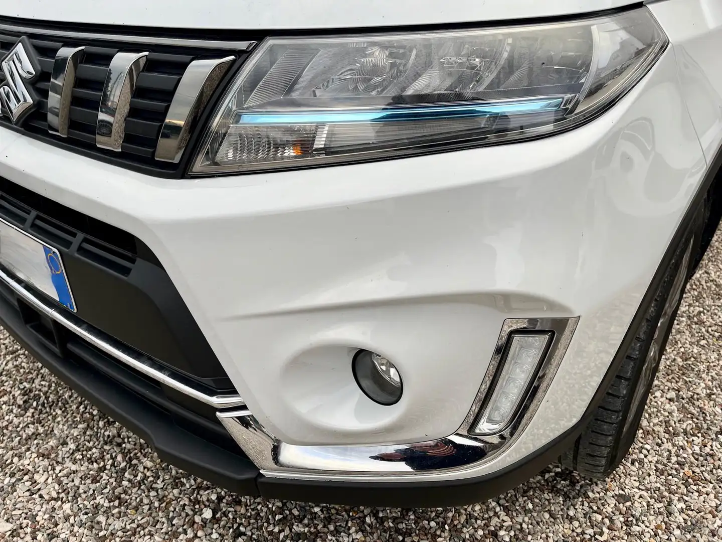 Suzuki Vitara 1.4h Easy Starview Hybrid Automatico Bílá - 2