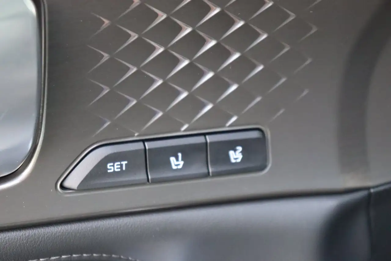 Kia Sorento 1.6 T-GDI Plug-in Hybrid 4WD ExecutiveLine 7p. Org, миниатюра 19