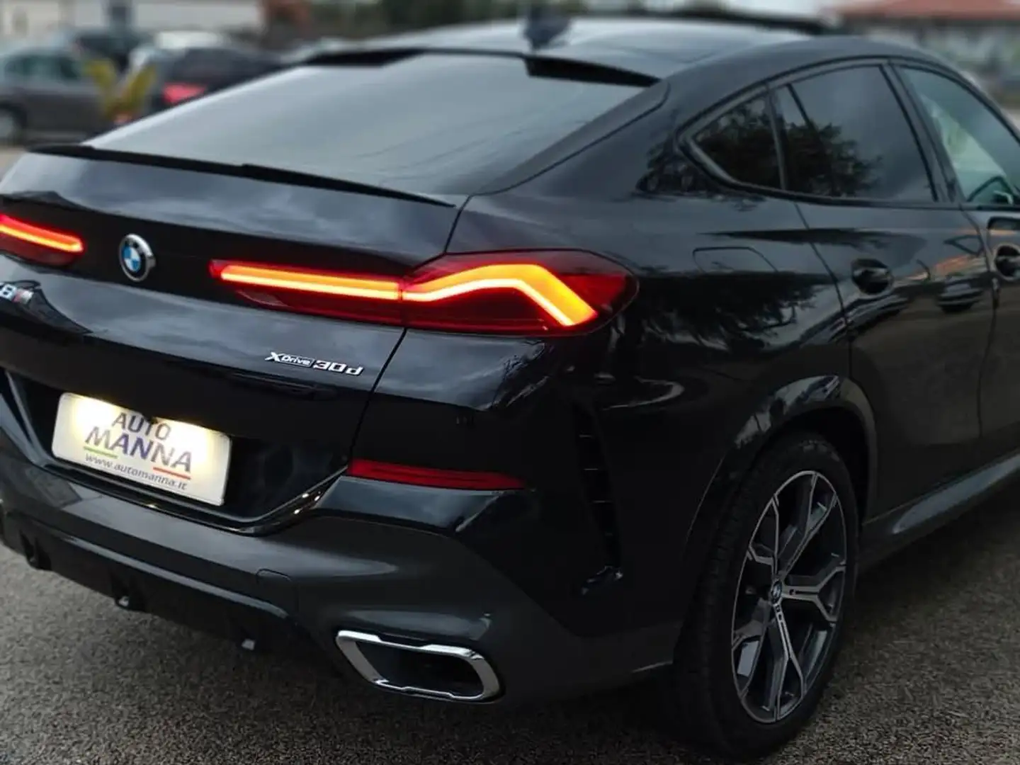 BMW X6 xdrive30d Msport auto Blauw - 2