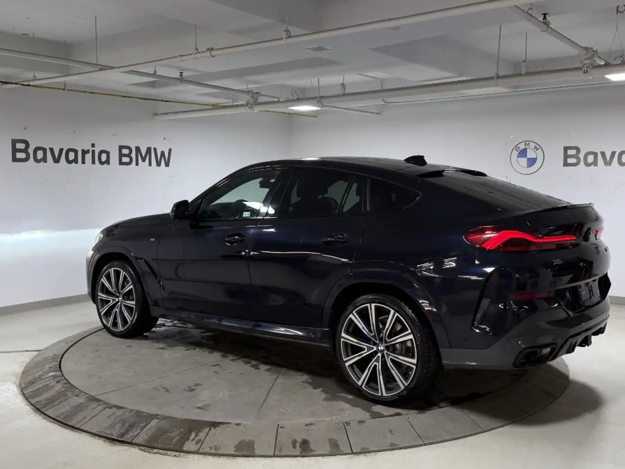 BMW X6 снимка BMW X6