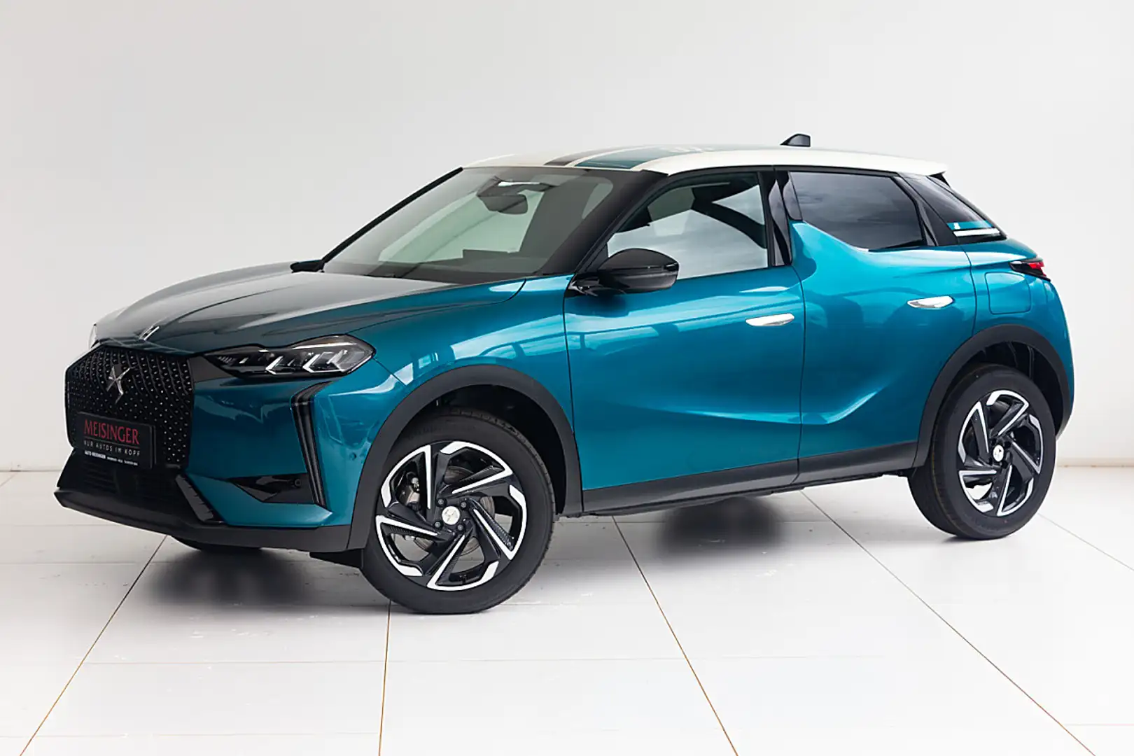 DS Automobiles DS 3 DS3 Hybrid 145 eDCT-6 Maison Sarah Lavoine Blau - 1
