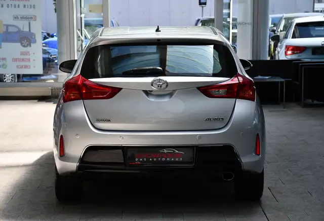 Toyota Auris view 6