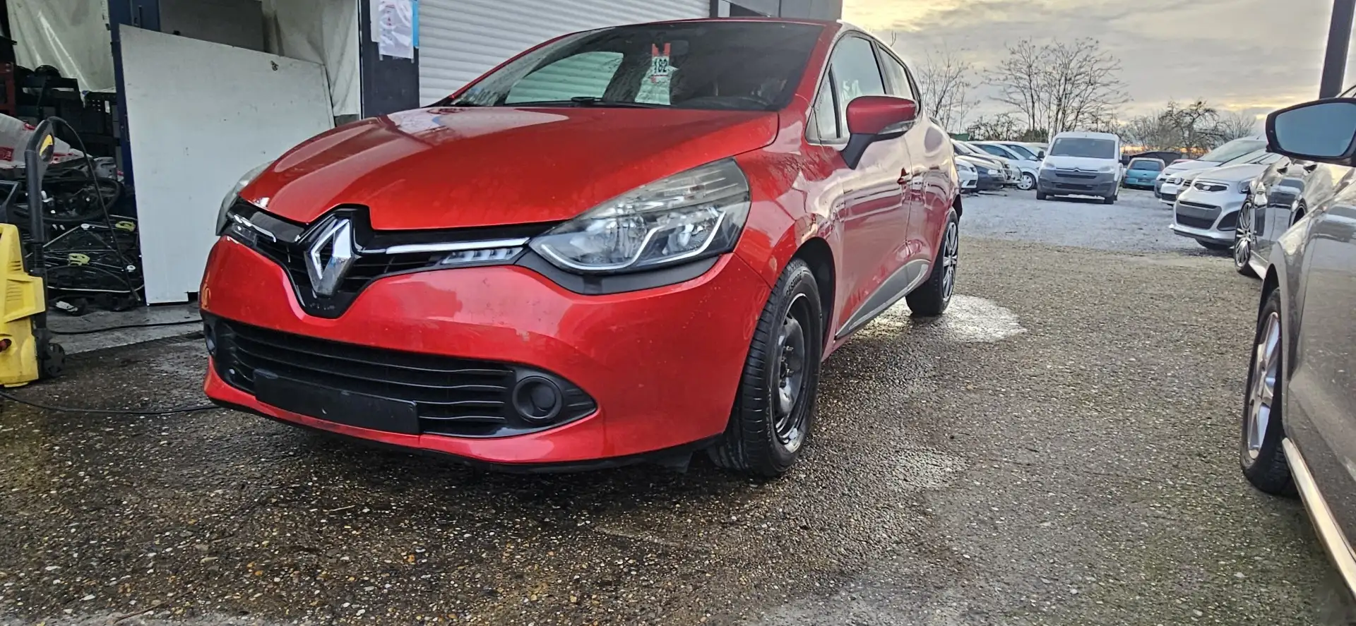 Renault Clio IV TCe 90 Energy SL Limited - 1