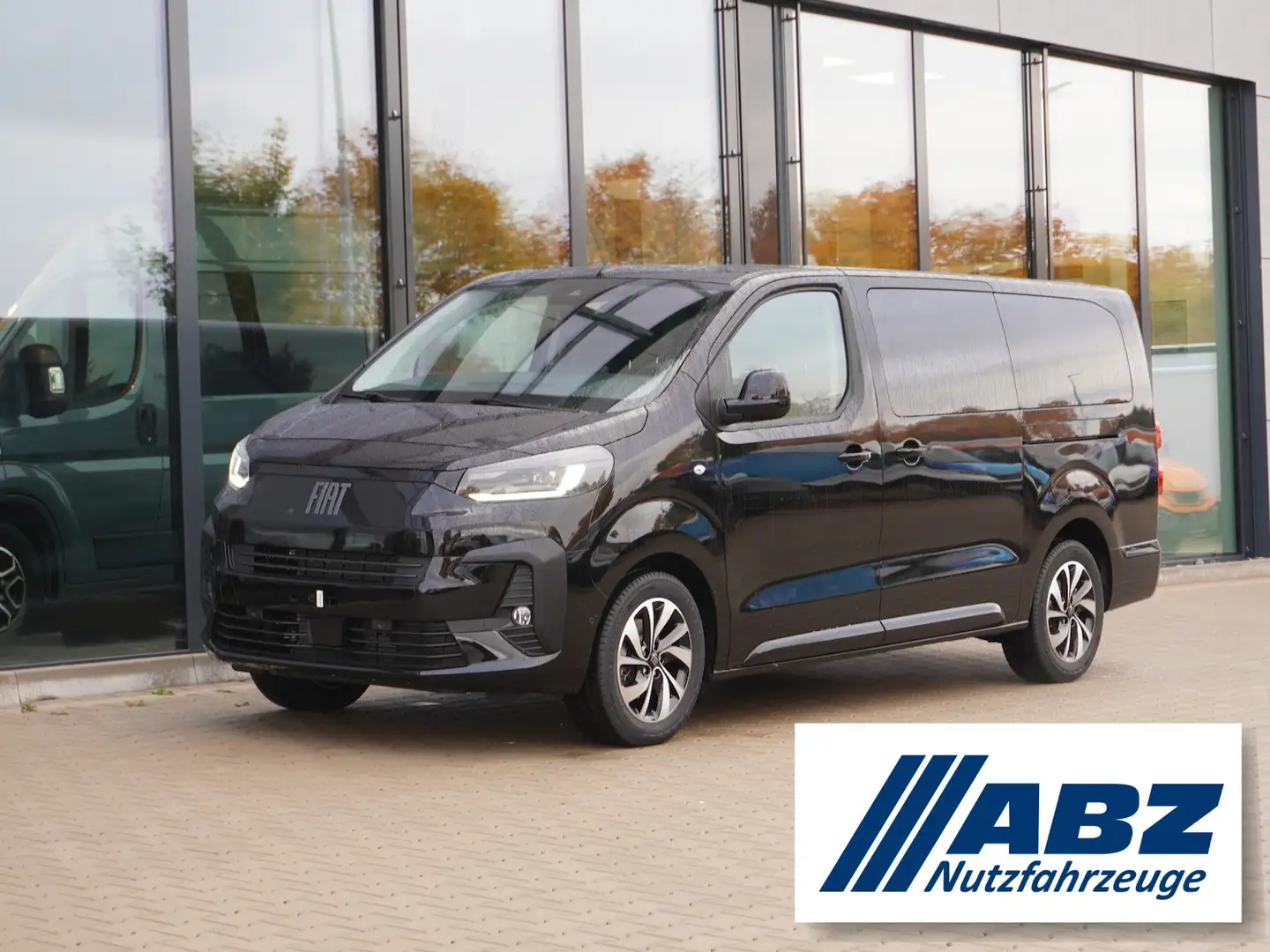 Fiat Scudo Top 7-Sitzer L3 180 AT / Vollausstattung Schwarz - 1