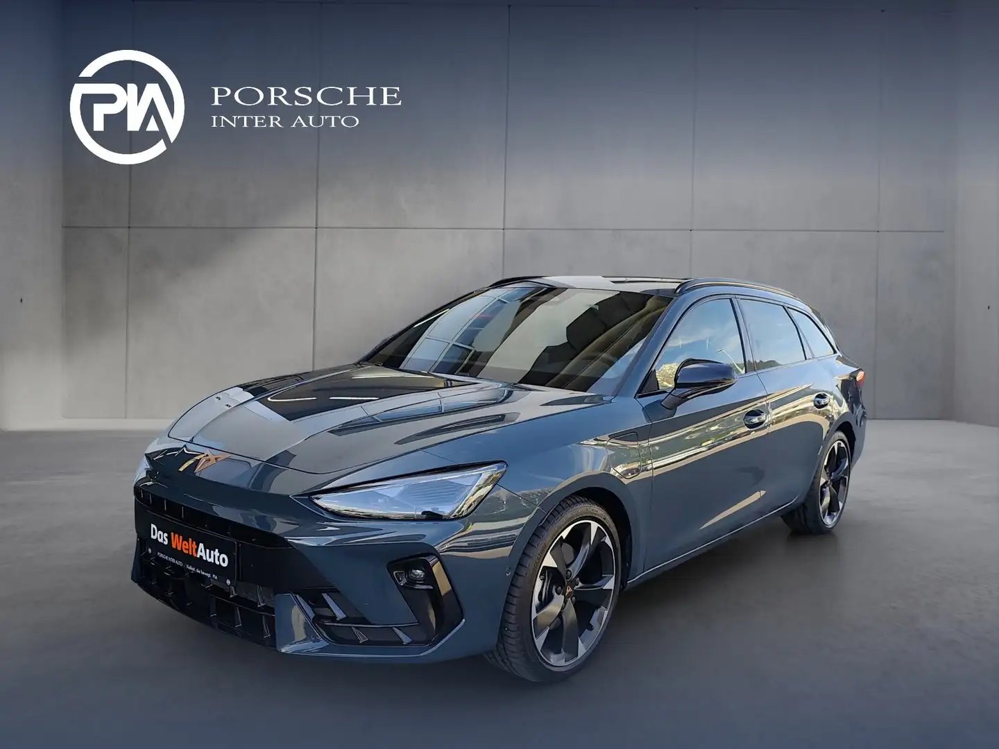 CUPRA Leon e-HYBRID 150/204 Blau - 1
