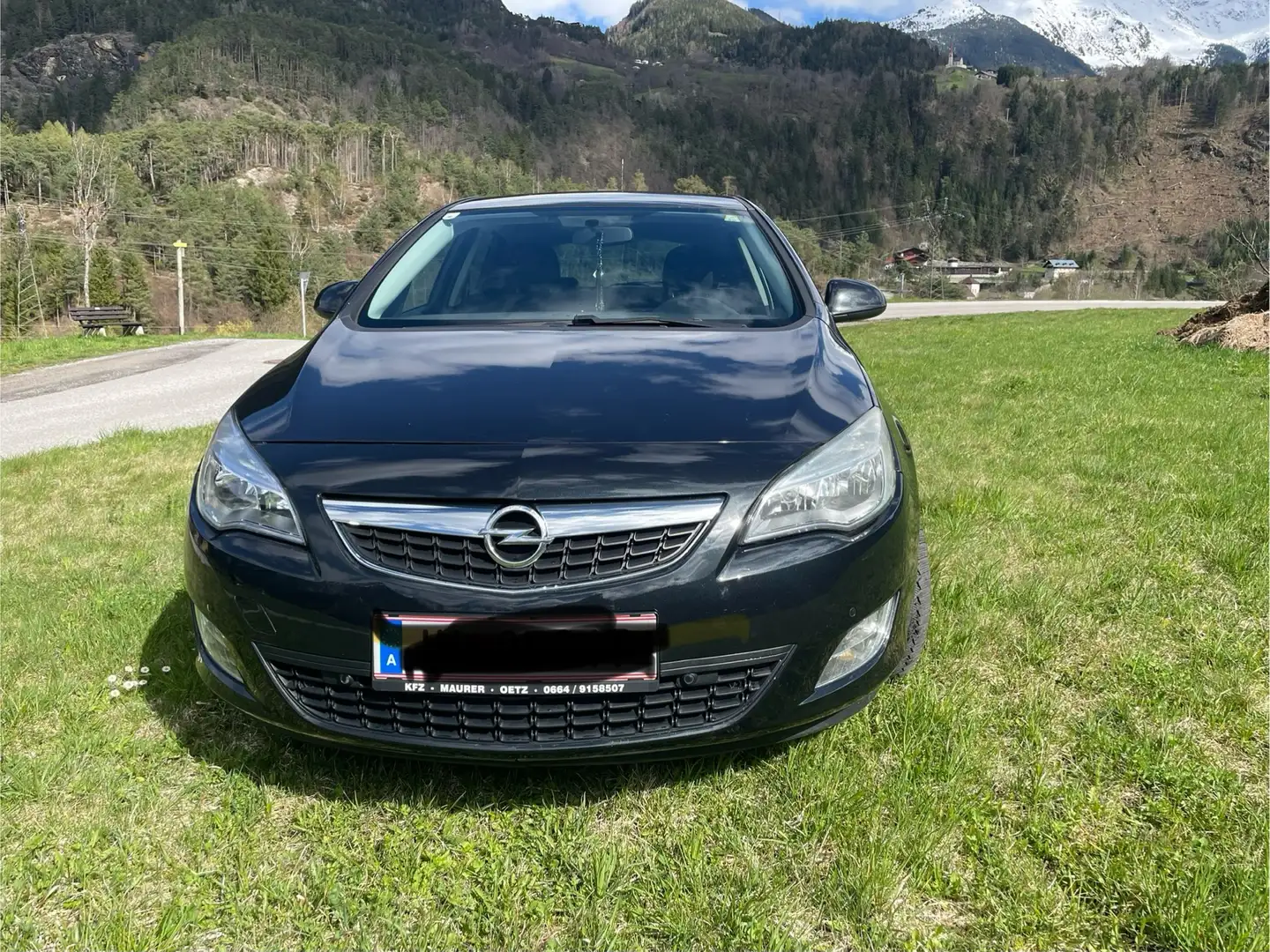 Opel Astra 1,7 Ecotec CDTI iCon Edition Schwarz - 1